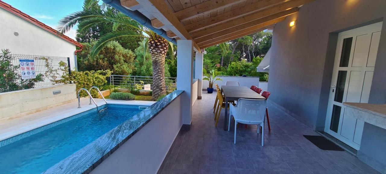 Villa Artaturi Mali Lošinj Екстериор снимка