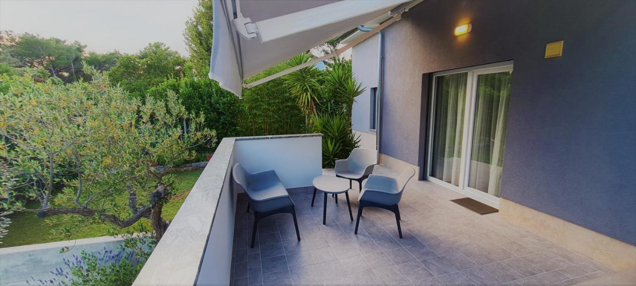 Villa Artaturi Mali Lošinj Екстериор снимка