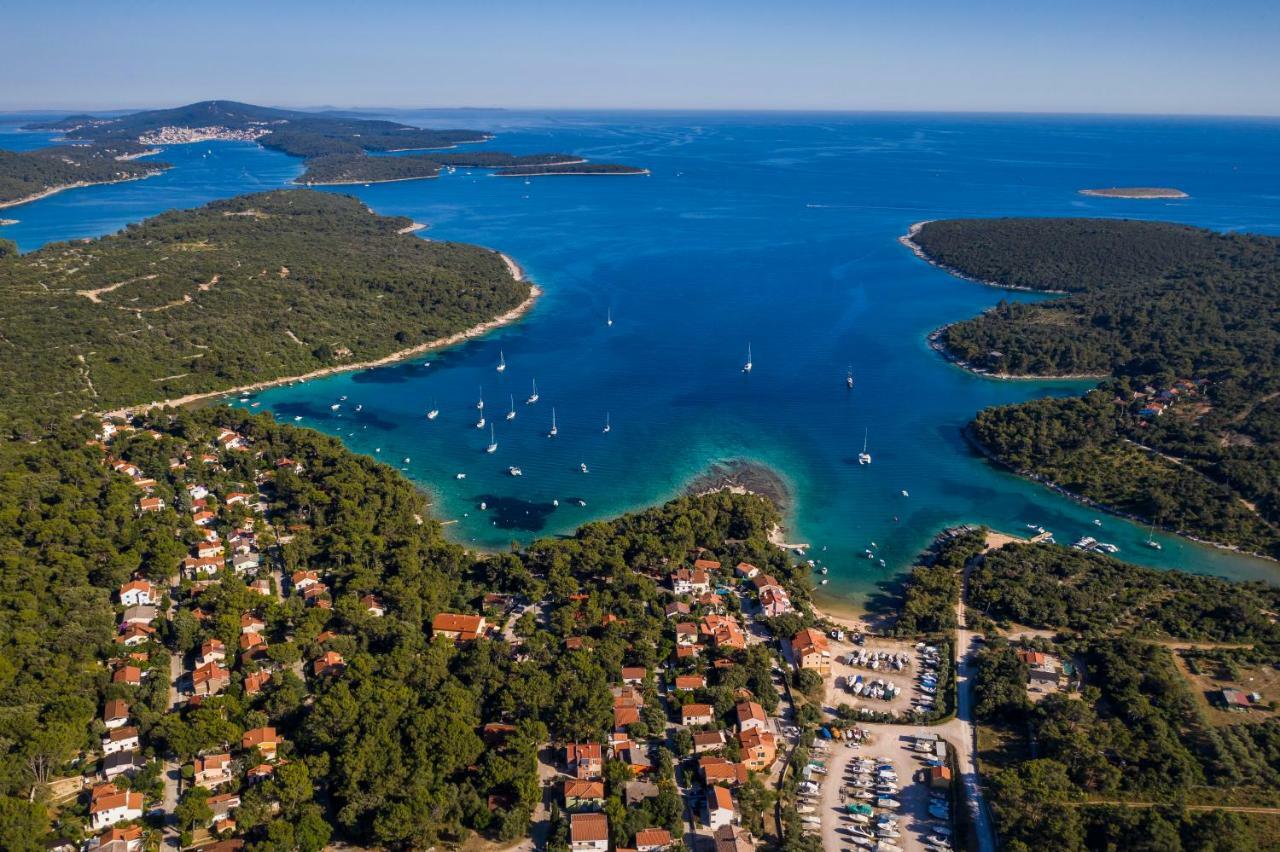 Villa Artaturi Mali Lošinj Екстериор снимка